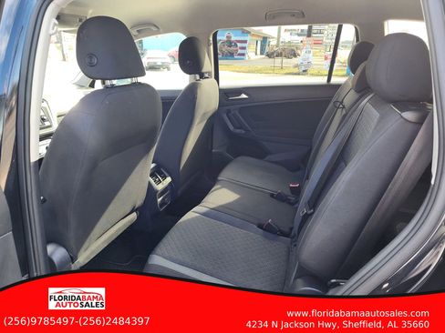 Used 2019 Volkswagen Tiguan S image 12