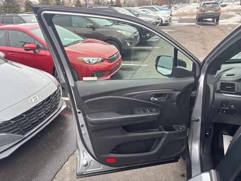 Used 2019 Honda Passport Sport image 20