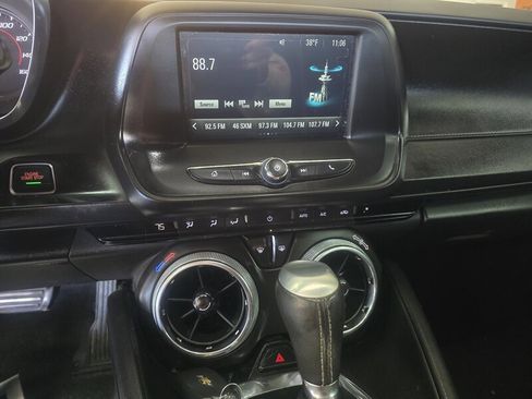 Used 2017 Chevrolet Camaro LT image 19