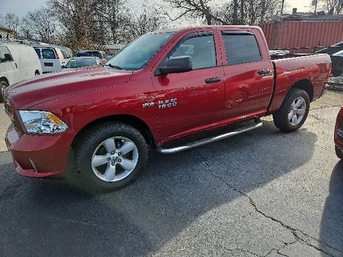Used 2014 RAM 1500 Express image 3