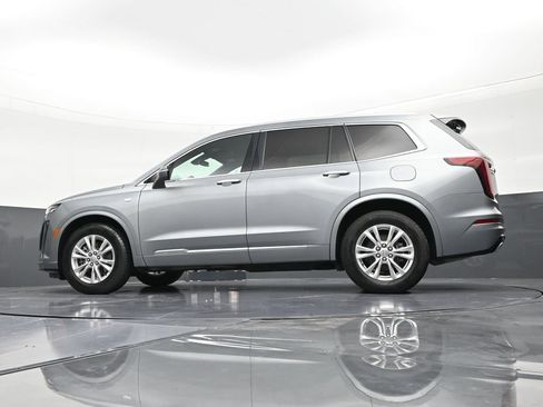 Certified 2023 Cadillac XT6 Luxury FWD image 18