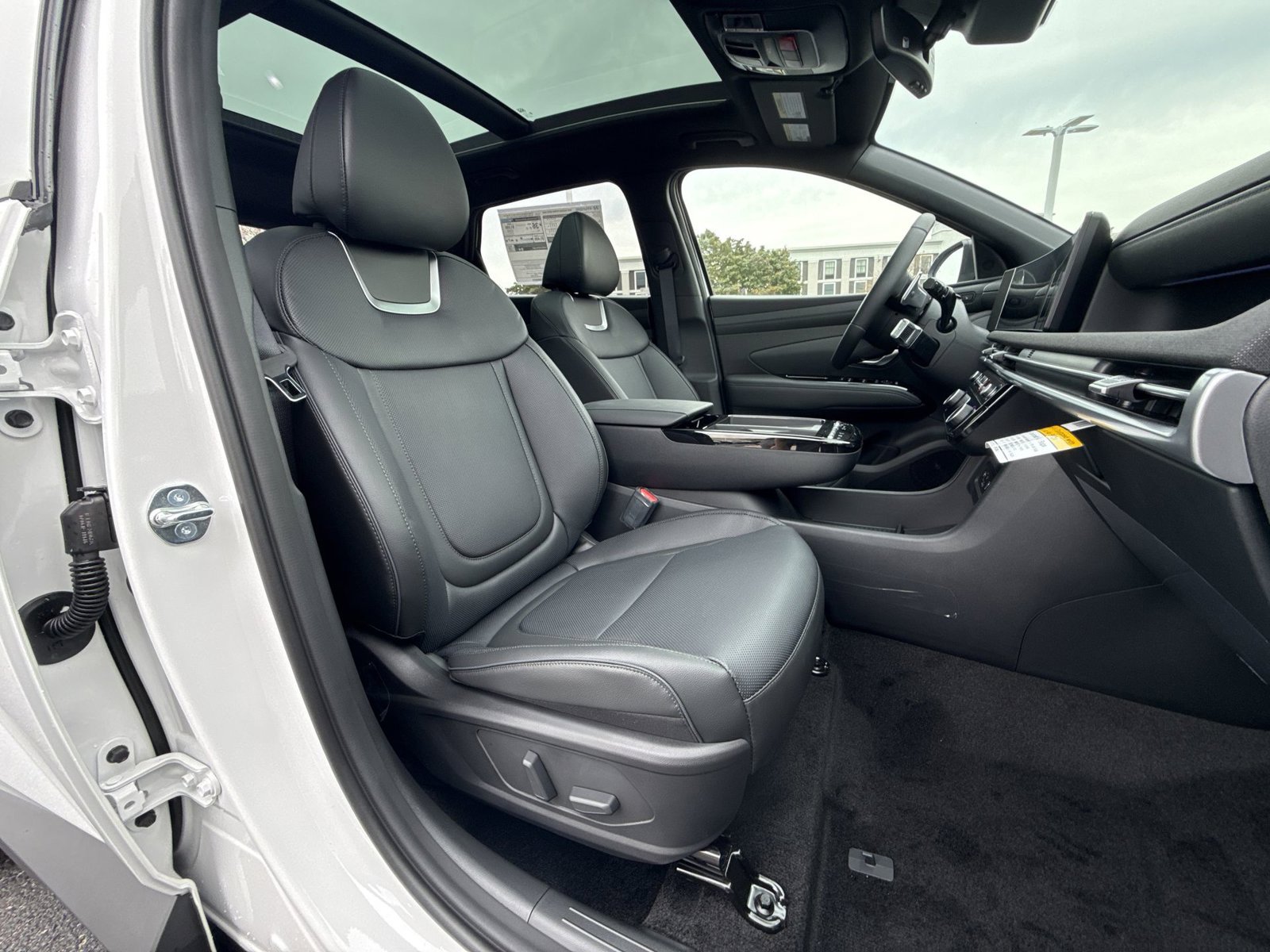 New 2026 Hyundai Tucson Limited AWD/4WD image 26