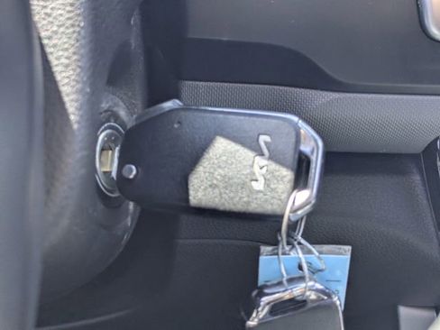 Used 2023 Kia Seltos LX image 29