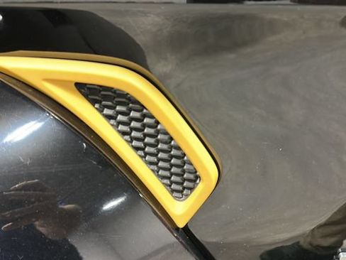 Used 2018 Jeep Wrangler Unlimited Sahara AWD/4WD image 31