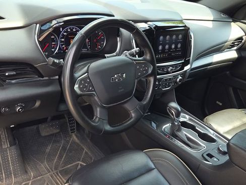 Used 2023 Chevrolet Traverse Premier w/ Redline Edition image 16