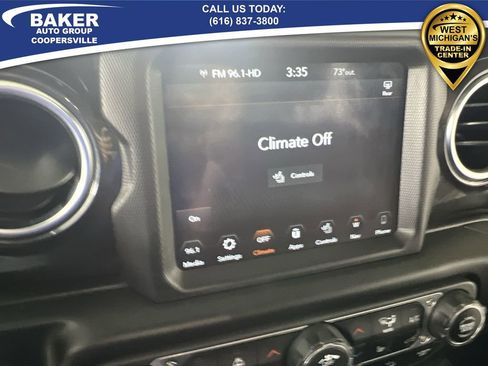 Used 2020 Jeep Wrangler Unlimited Sahara image 12