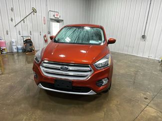 Used 2019 Ford Escape SE video 1