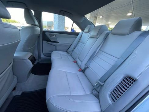 Used 2015 Toyota Camry XLE FWD image 23