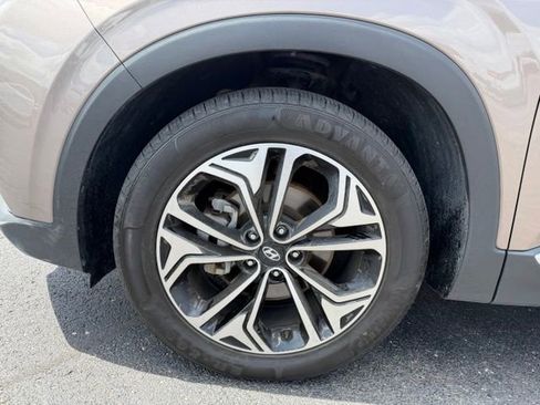 Used 2020 Hyundai Santa Fe SEL AWD/4WD image 17