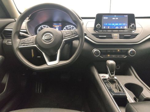 Used 2022 Nissan Altima 2.5 S FWD image 22