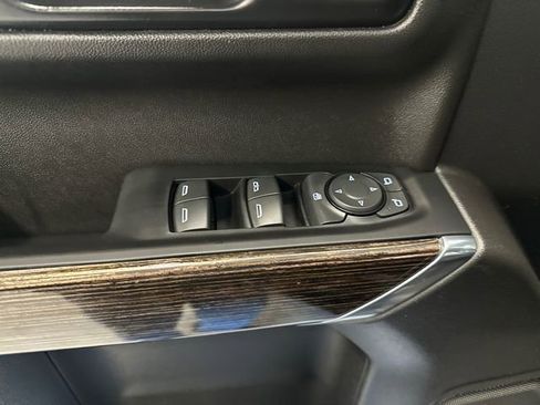 Used 2021 GMC Sierra 1500 SLE w/ X31 Off-Road Package image 31