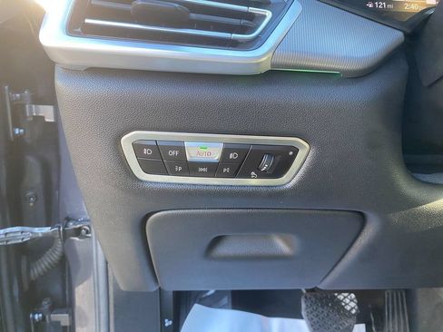 Used 2019 BMW X5 xDrive40i w/ Luxury Seating Package AWD/4WD image 14