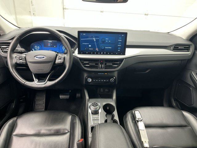 Used 2024 Ford Escape Platinum AWD/4WD image 4