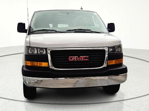 Used 2019 GMC Savana 2500 w/ Driver Convenience Package image 2