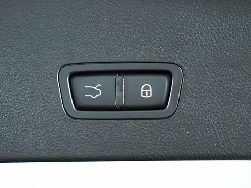 New 2024 Alfa Romeo Tonale Veloce image 57