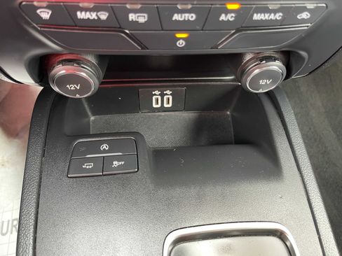 Used 2021 Ford Ranger XLT image 23