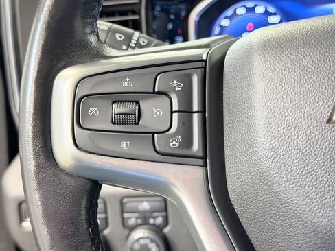 Used 2022 Chevrolet Silverado 1500 LT AWD/4WD image 41