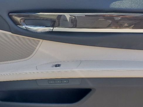 Used 2012 BMW 740Li image 19