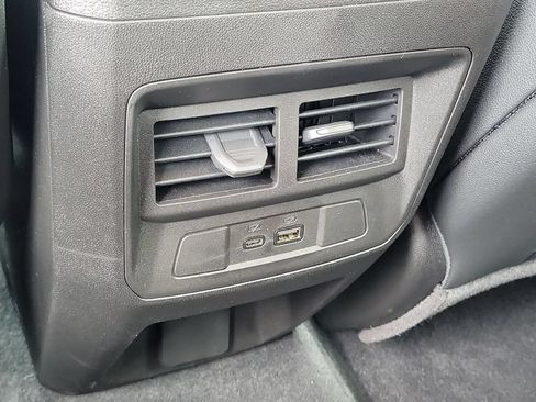 Used 2026 GMC Canyon AT4 w/ Technology Plus Package AWD/4WD image 22