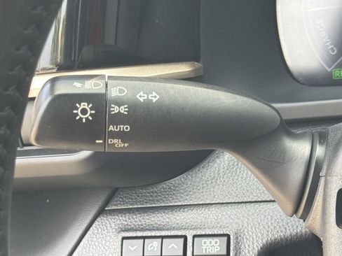 Certified 2023 Toyota Crown AWD/4WD image 11