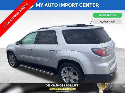 Used 2017 GMC Acadia Limited SLT image 4