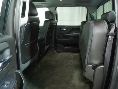 Used 2015 GMC Sierra 2500 Denali w/ Duramax Plus Package AWD/4WD image 12
