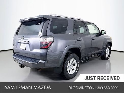 Used 2015 Toyota 4Runner SR5 Premium image 7