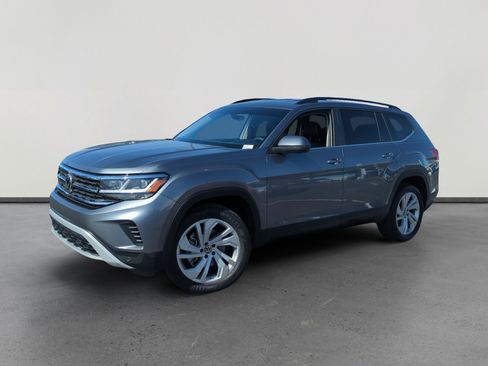 Certified 2022 Volkswagen Atlas SE image 1