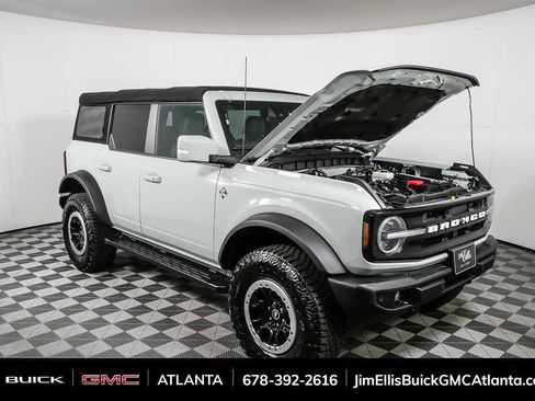 Used 2022 Ford Bronco Outer Banks w/ Sasquatch Package image 32