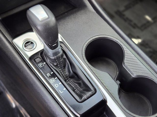 Used 2025 Nissan Altima 2.5 SV FWD image 21