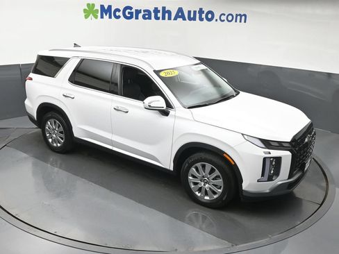 Used 2025 Hyundai Palisade SEL FWD image 3
