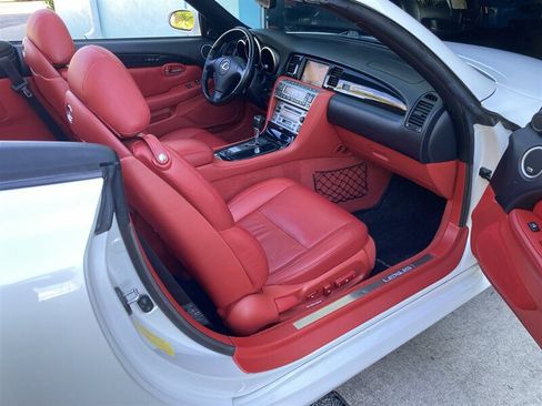 Used 2007 Lexus SC 430 Convertible RWD image 17