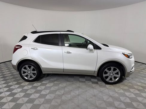 Used 2017 Buick Encore Essence w/ Experience Buick Package AWD/4WD image 4