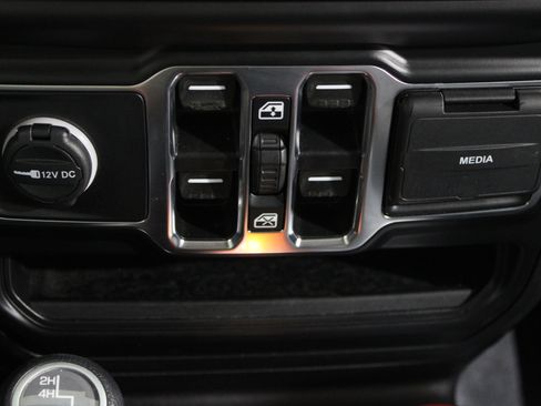 Used 2022 Jeep Wrangler Unlimited Sport AWD/4WD image 14