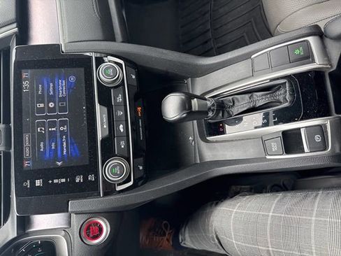 Used 2017 Honda Civic EX-L image 20