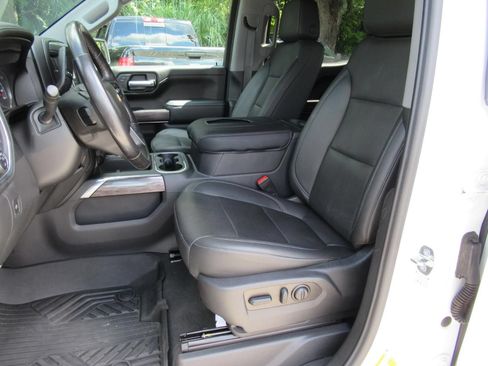 Used 2021 Chevrolet Silverado 1500 LTZ AWD/4WD image 18