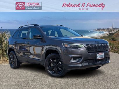 Used 2023 Jeep Cherokee Altitude Lux w/ Lux Elite Package