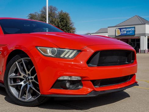 Used 2015 Ford Mustang GT Premium w/ Equipment Group 401A image 5