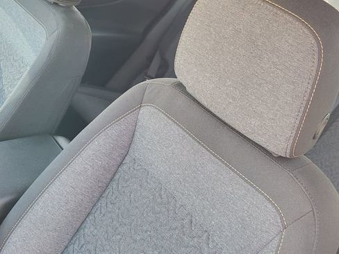 Used 2023 Chevrolet Equinox LT image 24