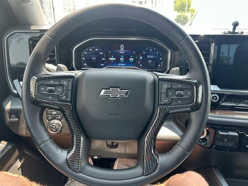 Used 2023 Chevrolet Silverado 1500 RST w/ Convenience Package II AWD/4WD image 11