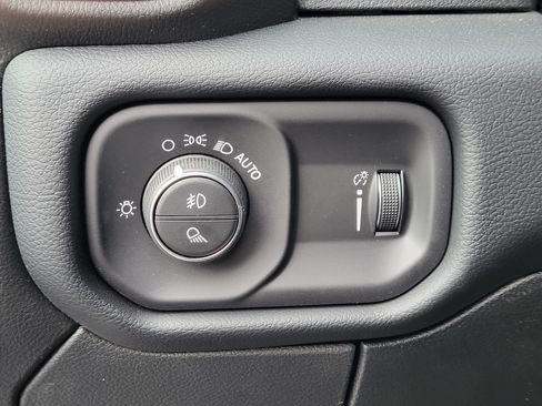 New 2026 RAM 3500 Big Horn AWD/4WD image 13