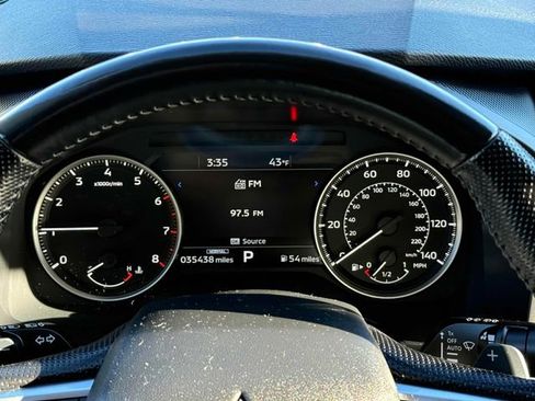 Used 2024 Mitsubishi Outlander SE image 9