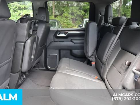 Used 2025 GMC Sierra 1500 SLT RWD image 18