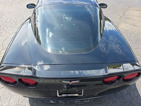 Used 2006 Chevrolet Corvette Z06 w/ Preferred Equipment Group RWD image 28