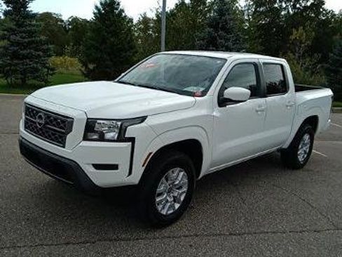 Certified 2023 Nissan Frontier SV AWD/4WD image 1