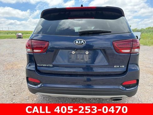 Used 2019 Kia Sorento EX FWD image 4
