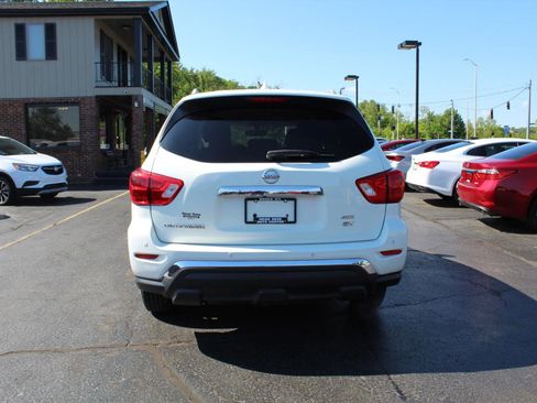 Used 2020 Nissan Pathfinder SV AWD/4WD image 6