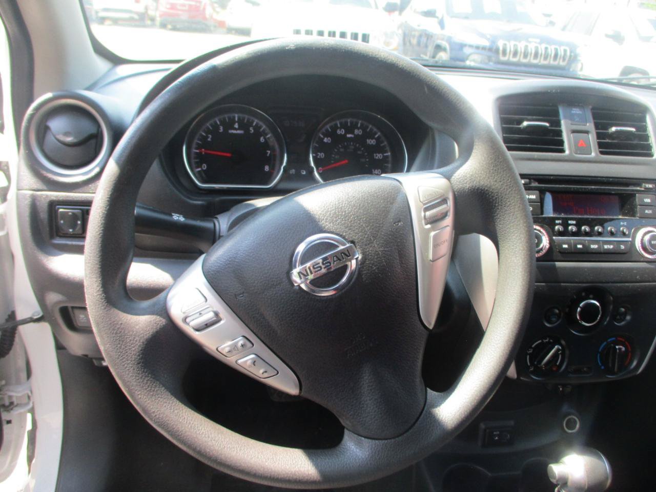 Used 2018 Nissan Versa SV FWD image 11