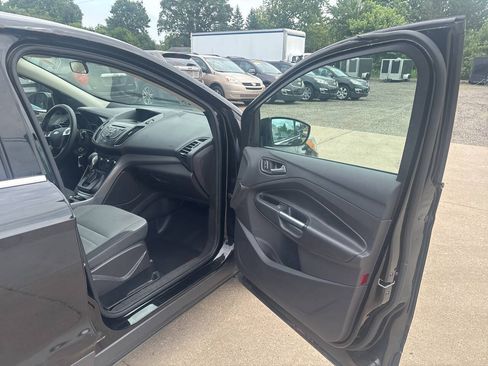 Used 2016 Ford Escape SE AWD/4WD image 19