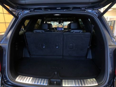 Used 2024 Hyundai Palisade Calligraphy image 24